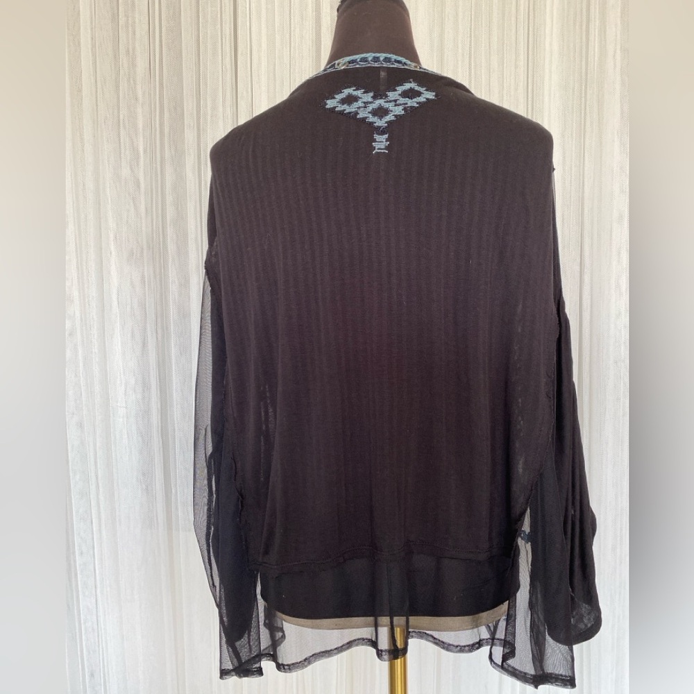 REDUCED! Free people bohemian peasant oversized embroidery, 3/4 sleeves! - Picture 4 of 16
